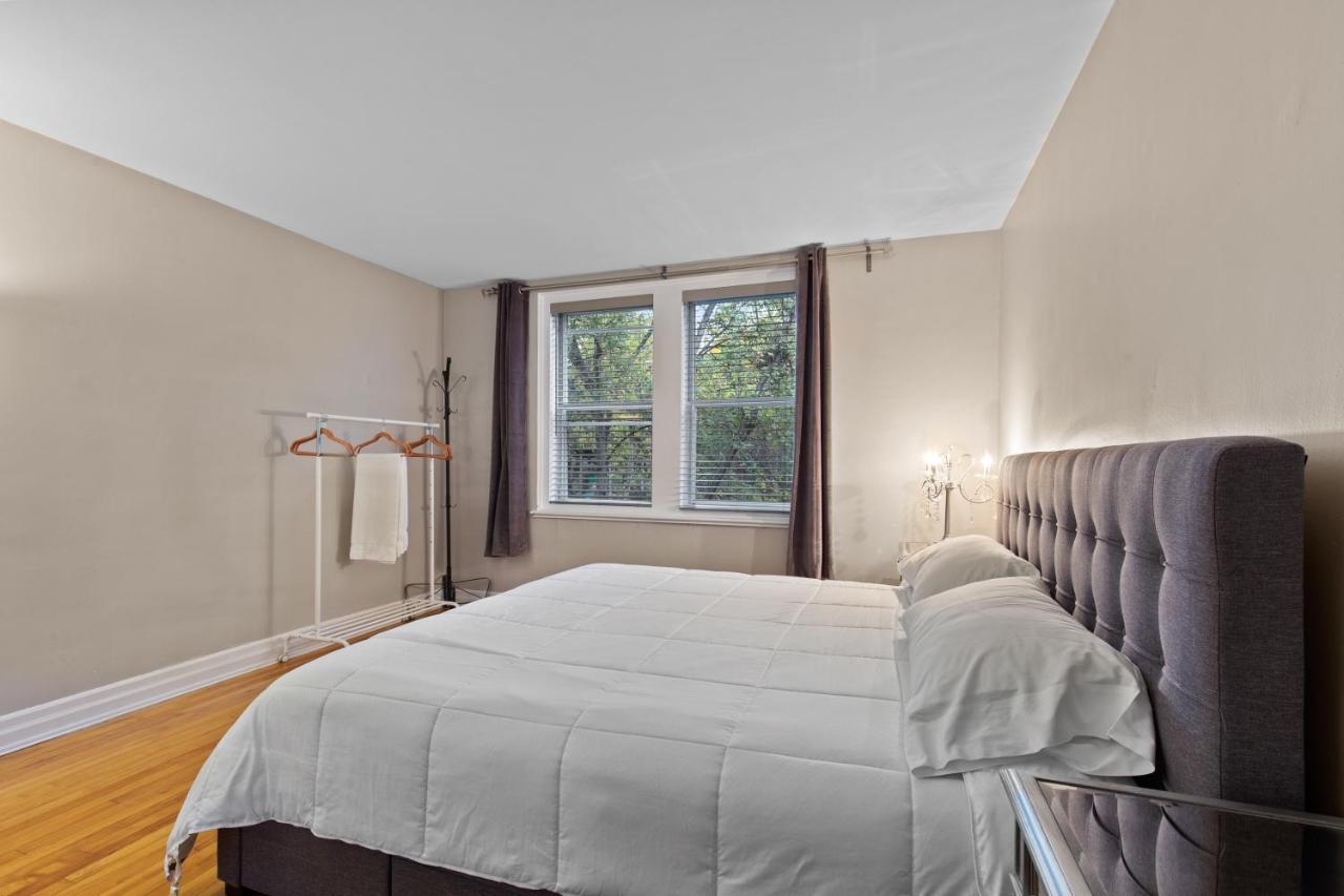Byron Appartement 3 Chambres Montreal Exterior photo